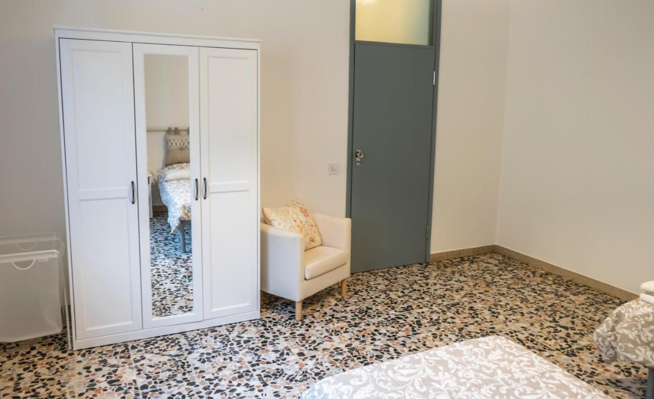 Family Dream Dante Apartman Ravenna Kültér fotó